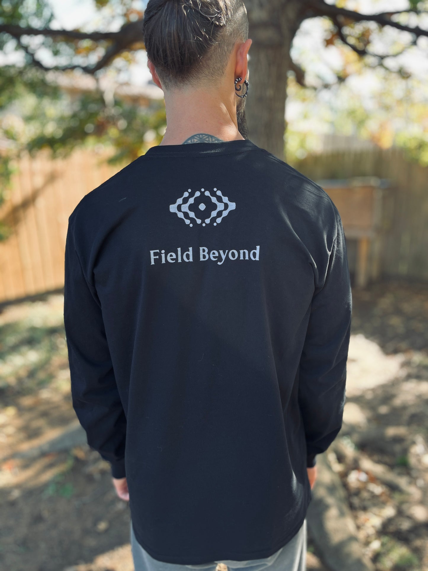 Seeker - Longsleeve Tee (M,XL)