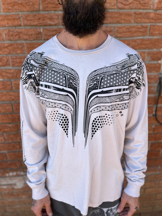 Luminous Guardian ~ Longsleeve Tee (L)